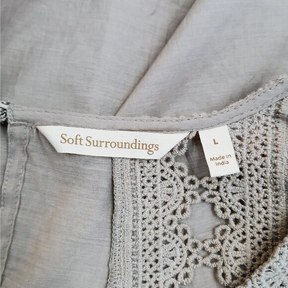 Soft Surroundings SZ L Cotton Blend Crochet Pleated Bell Sleeve Tunic Taupe - Picture 3 of 9